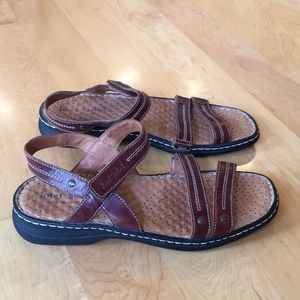 JOSEF SEIBEL | Leather Air Massage Sandals